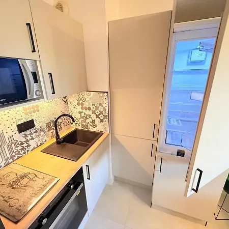 Le Cocon D'argent, Terrace And Pool Apartamento